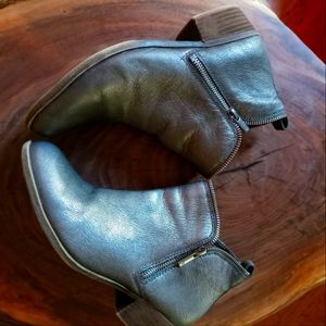 Lucky Brand Bartalino Ankle Booties Metallic Pewter